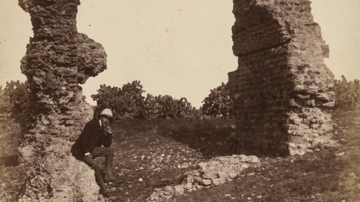 [23 phot. de la Mission archéologique en Tunisie de Babelon et S. Reinach en 1883-1884, clichés Reinach, phot. Maujean à Paris. Don S. Reinach en 1886], Bibliothèque nationale de France, département Société de Géographie, SG WE-71 