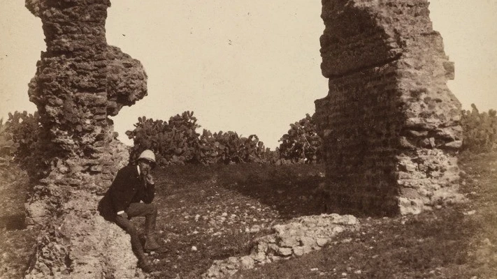 [23 phot. de la Mission archéologique en Tunisie de Babelon et S. Reinach en 1883-1884, clichés Reinach, phot. Maujean à Paris. Don S. Reinach en 1886], Bibliothèque nationale de France, département Société de Géographie, SG WE-71 